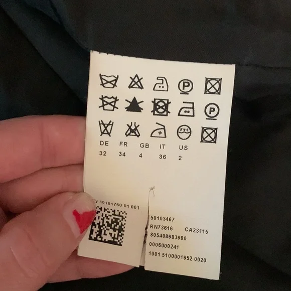 Hugo Boss jacket - Picture 7 of 8